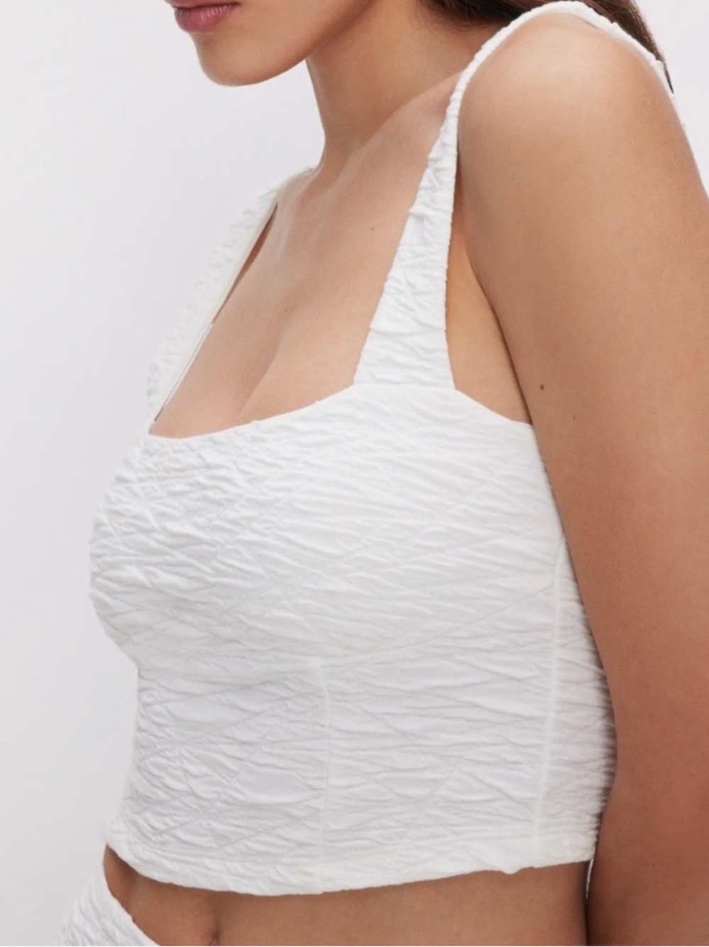 Good American Cloud White Textured Scrunch Crop Tank